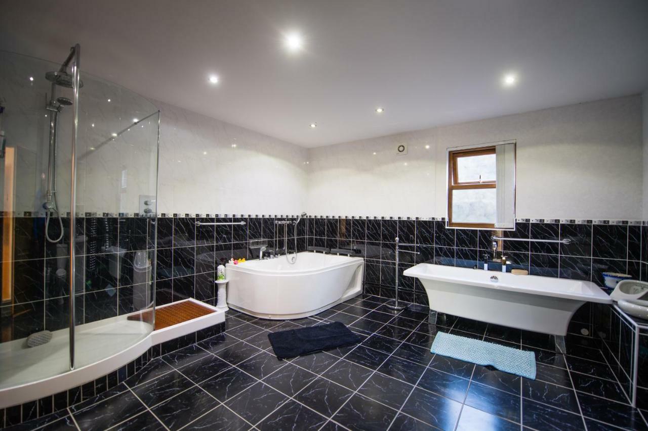 Bed and Breakfast Y Grange Llanfihangel-y-Creuddyn Zewnętrze zdjęcie