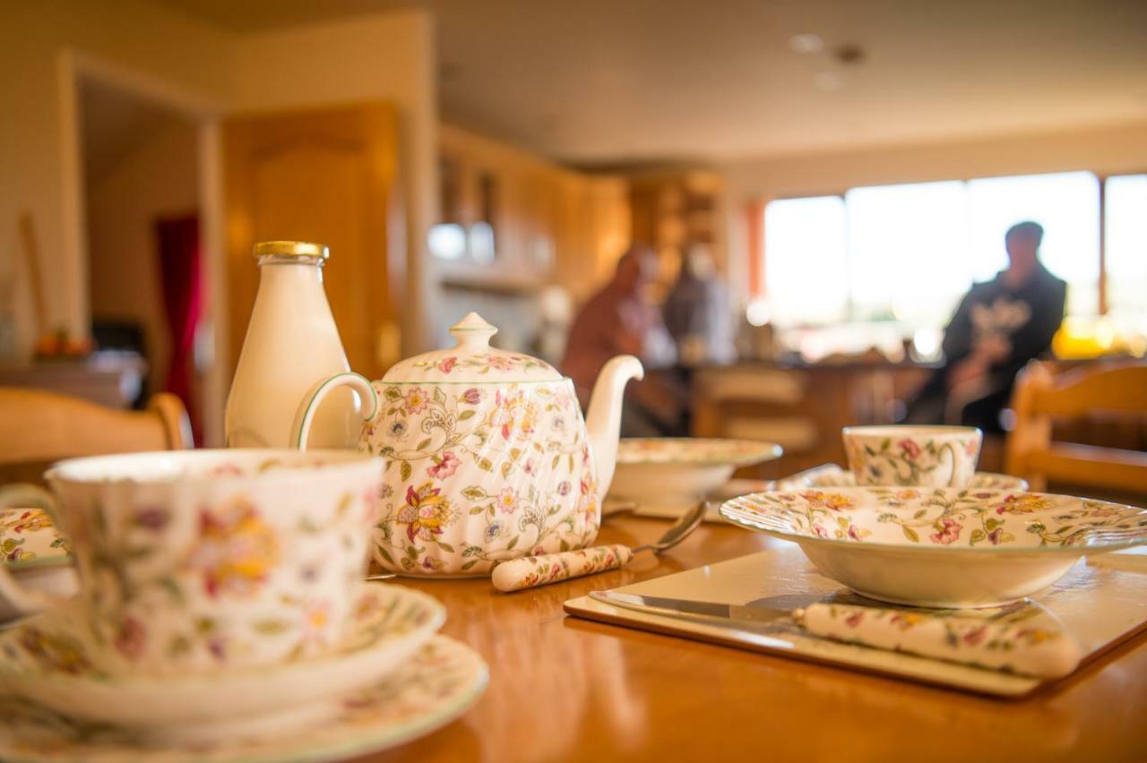 Bed and Breakfast Y Grange Llanfihangel-y-Creuddyn Zewnętrze zdjęcie